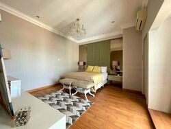 Beaverton Court (D10), Condominium #469629491